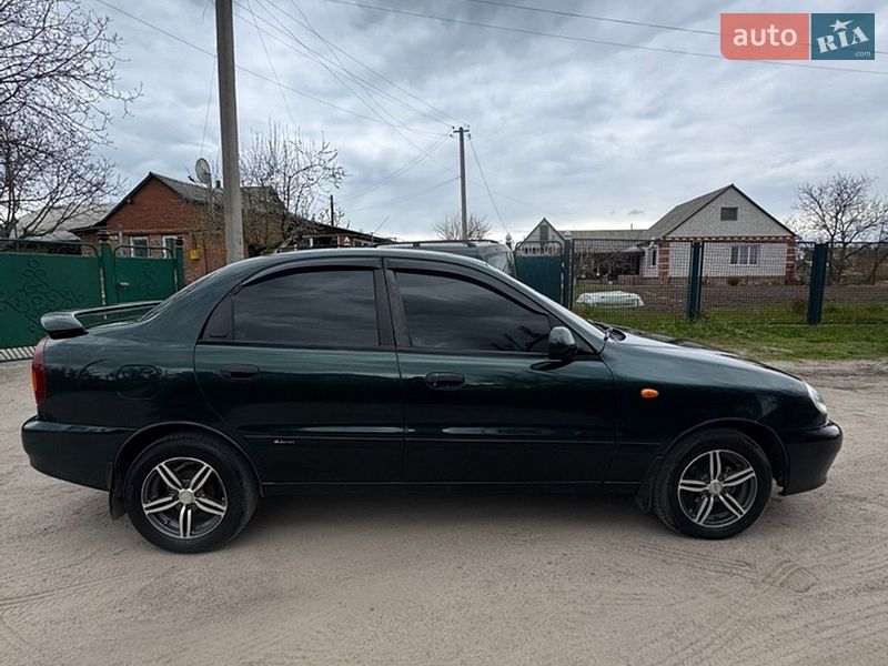 Седан Daewoo Lanos 2005 в Кобеляках