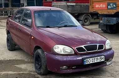 Седан Daewoo Lanos 2004 в Ланівці