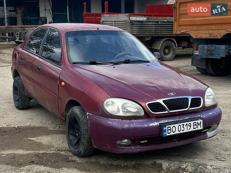 Седан Daewoo Lanos 2004 в Ланівці