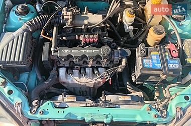 Седан Daewoo Lanos 1998 в Тараще