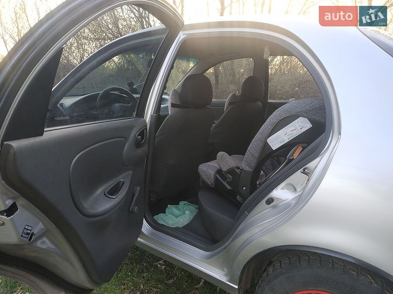 Седан Daewoo Lanos 1998 в Нетішині