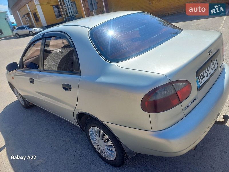 Седан Daewoo Lanos 2003 в Ромнах