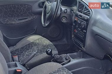 Седан Daewoo Lanos 2003 в Макарові