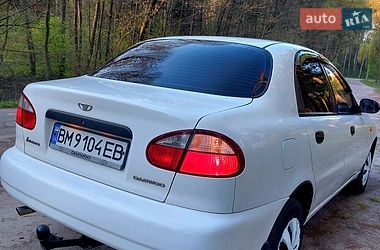 Седан Daewoo Lanos 2004 в Тростянці