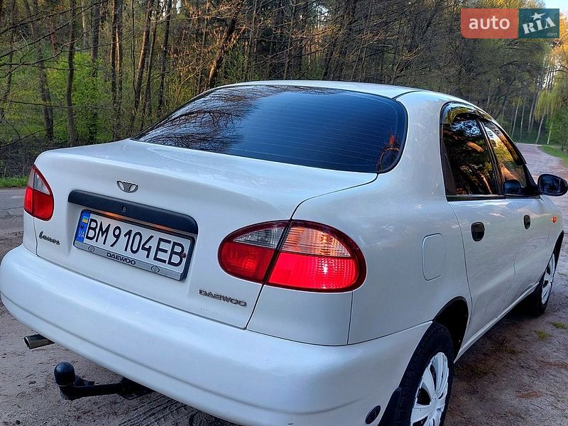 Седан Daewoo Lanos 2004 в Тростянці