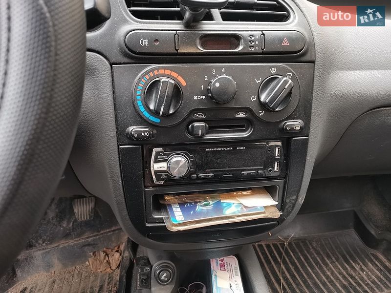 Седан Daewoo Lanos 2006 в Киеве