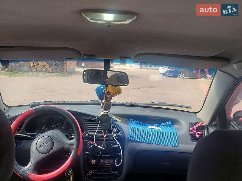 Седан Daewoo Lanos 2004 в Чернигове