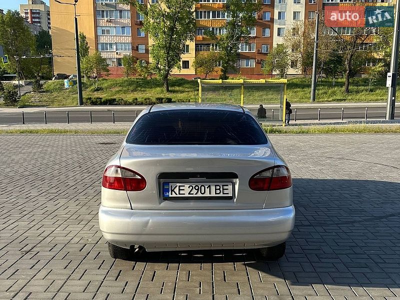 Седан Daewoo Lanos 2005 в Дніпрі