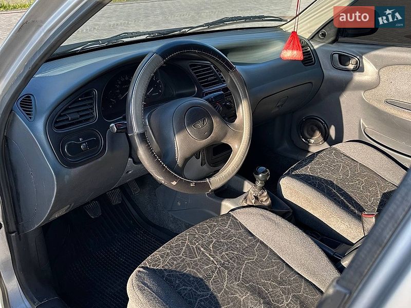 Седан Daewoo Lanos 2005 в Дніпрі
