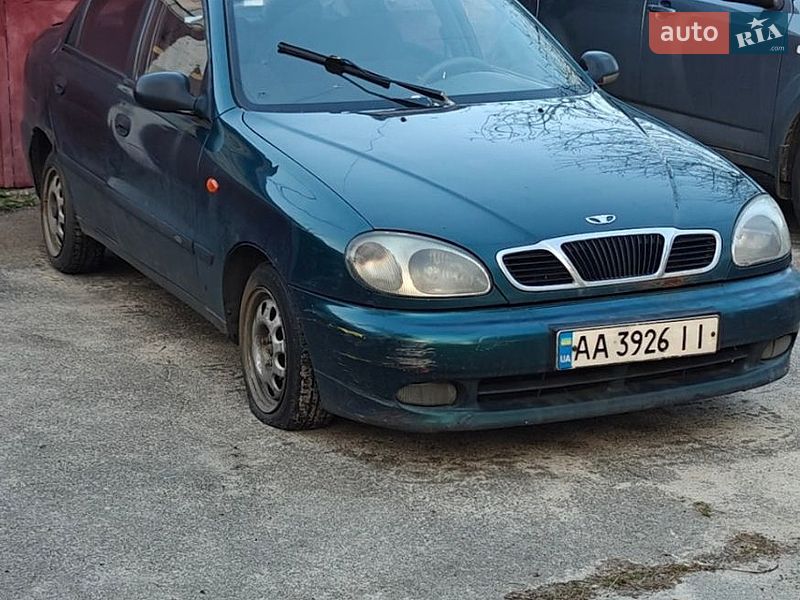 Седан Daewoo Lanos 2004 в Киеве