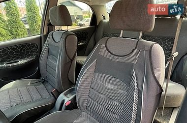 Седан Daewoo Lanos 2004 в Болехове