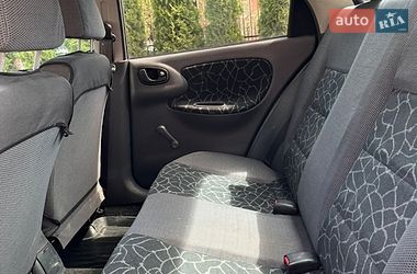 Седан Daewoo Lanos 2004 в Болехове