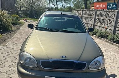 Седан Daewoo Lanos 2005 в Жовкві