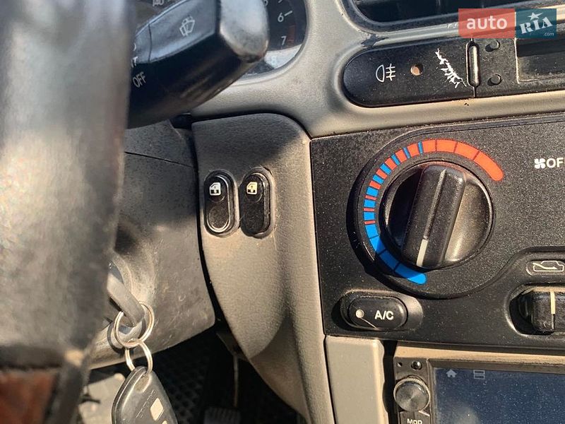Седан Daewoo Lanos 2004 в Ковеле