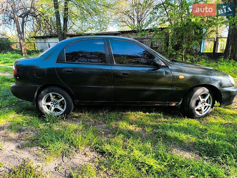 Седан Daewoo Lanos 2008 в Ватутино