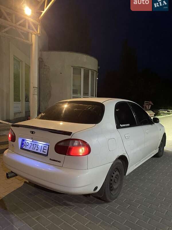Седан Daewoo Lanos 1998 в Запорожье
