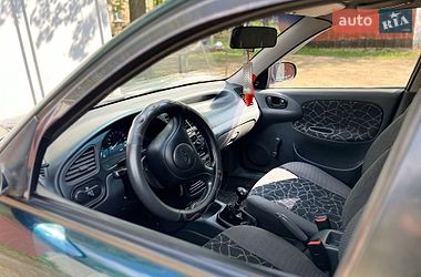 Седан Daewoo Lanos 2003 в Харькове