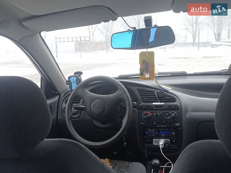 Седан Daewoo Lanos 2006 в Новому Розділі