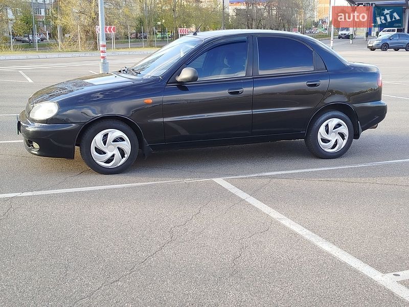 Седан Daewoo Lanos 2009 в Києві