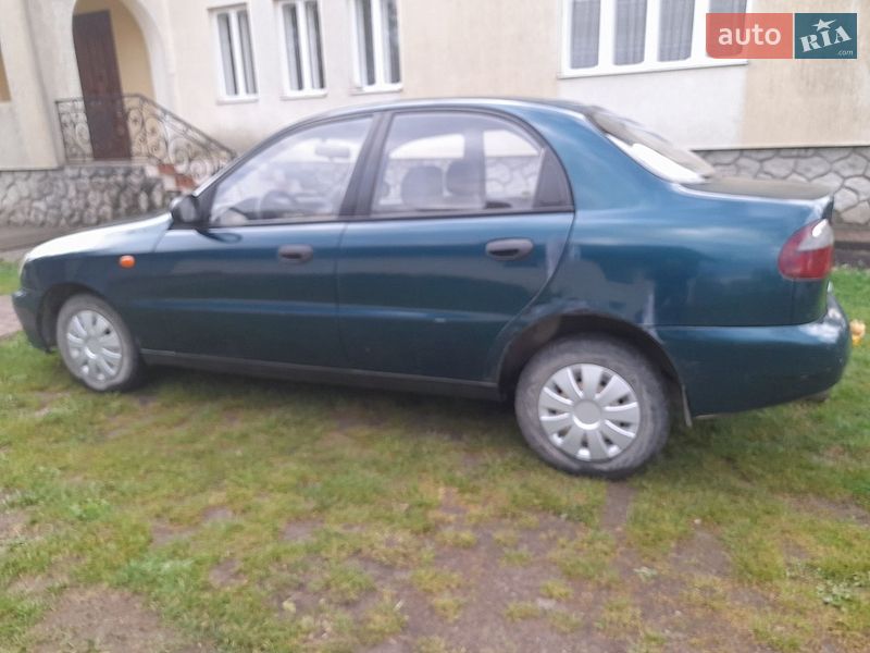Седан Daewoo Lanos 2003 в Лужанах