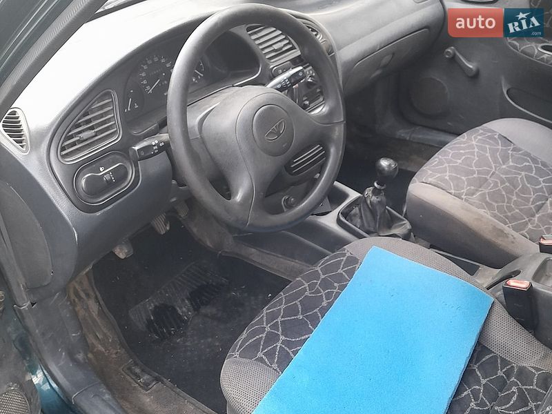 Седан Daewoo Lanos 2003 в Лужанах