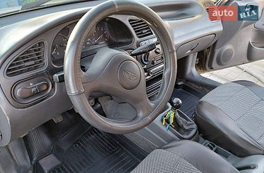 Седан Daewoo Lanos 2004 в Запоріжжі