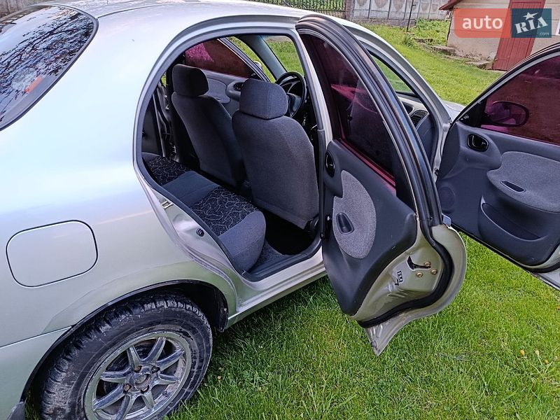 Седан Daewoo Lanos 2006 в Кицмани