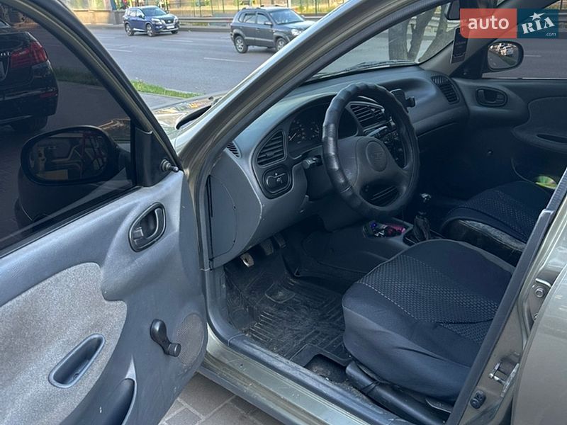 Седан Daewoo Lanos 2004 в Києві