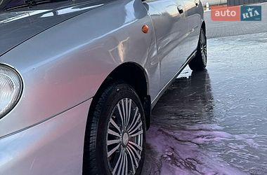 Седан Daewoo Lanos 2005 в Ізі