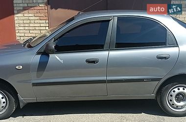 Хэтчбек Daewoo Lanos 2010 в Киеве