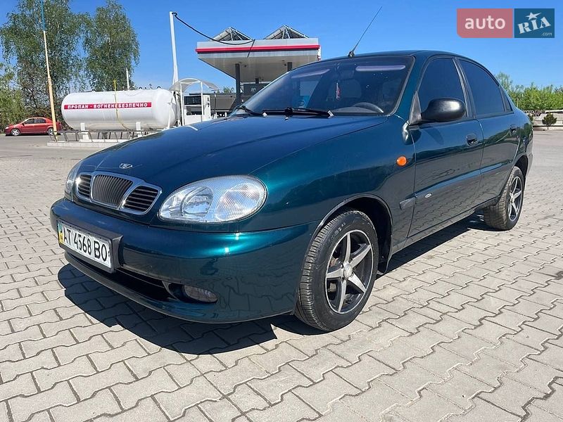 Седан Daewoo Lanos 2004 в Коломые