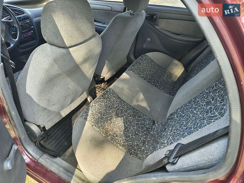 Седан Daewoo Lanos 2009 в Полтаве