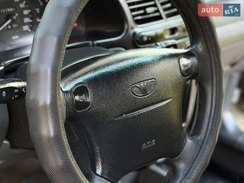 Седан Daewoo Lanos 2010 в Дніпрі