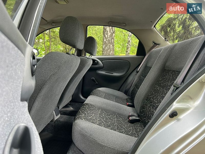 Седан Daewoo Lanos 2006 в Лозовой