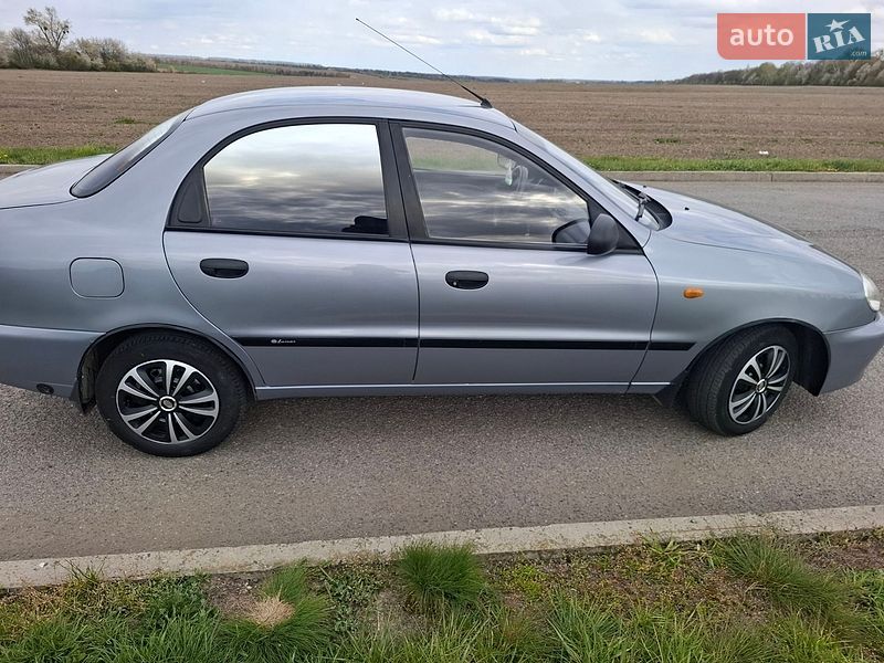 Седан Daewoo Lanos 2011 в Немирове