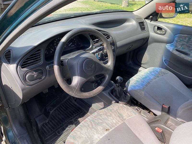 Седан Daewoo Lanos 1998 в Києві