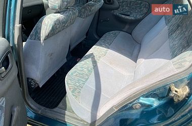 Седан Daewoo Lanos 1998 в Києві