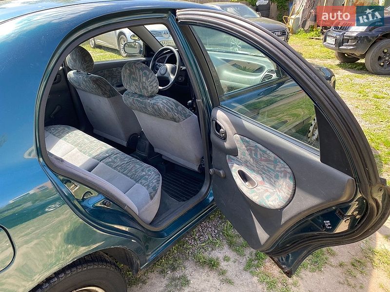 Седан Daewoo Lanos 1998 в Києві