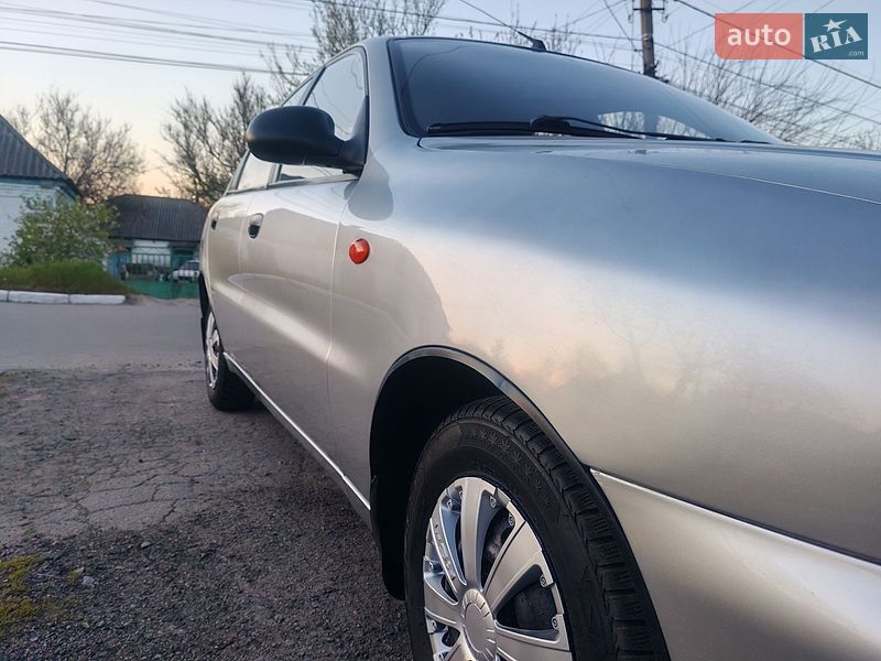 Седан Daewoo Lanos 2005 в Хоролі
