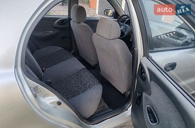Седан Daewoo Lanos 2005 в Хоролі