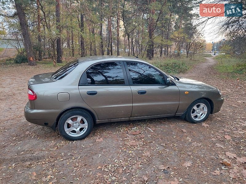 Седан Daewoo Lanos 2005 в Києві
