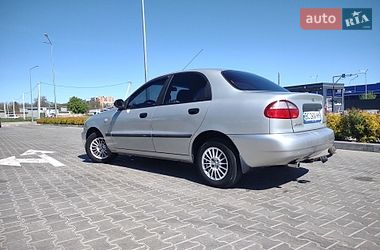 Седан Daewoo Lanos 2004 в Стрию