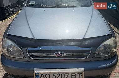Седан Daewoo Lanos 2009 в Ужгороді
