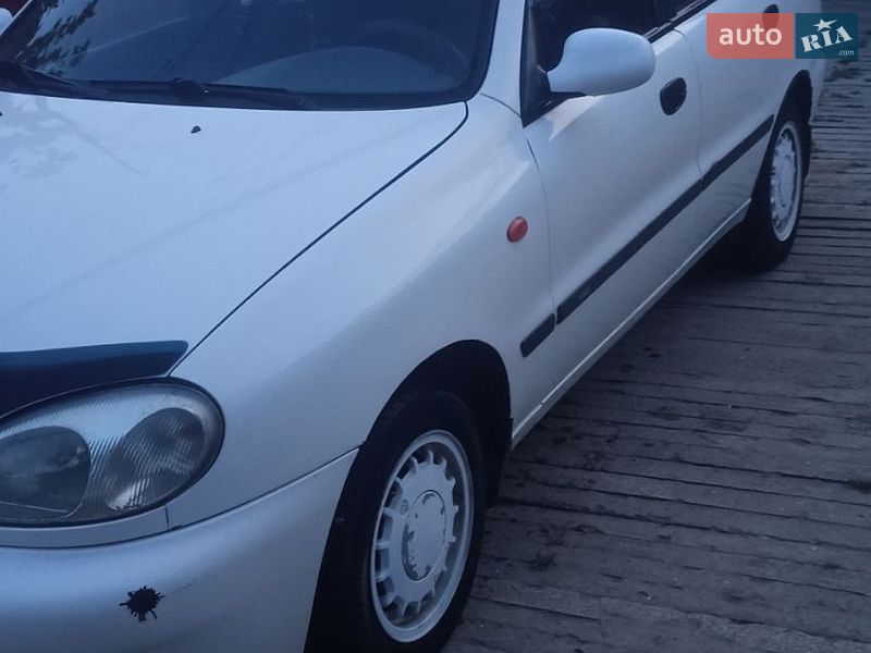 Седан Daewoo Lanos 2003 в Болграді