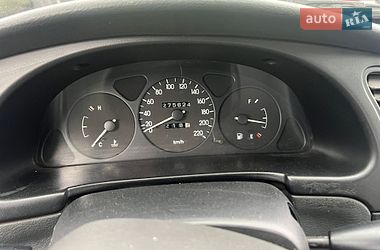 Седан Daewoo Lanos 2003 в Києві