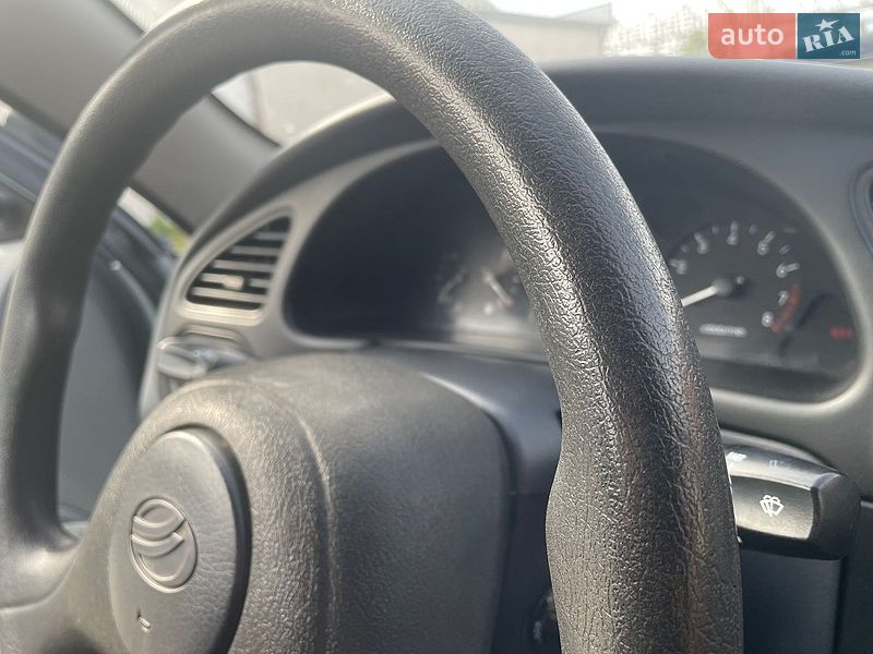 Седан Daewoo Lanos 2011 в Луцьку