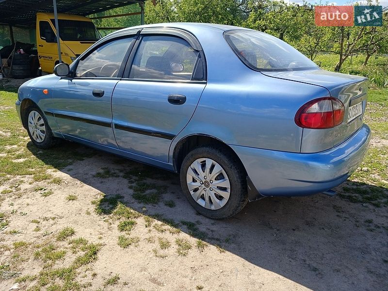 Седан Daewoo Lanos 2008 в Монастириській