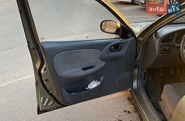 Седан Daewoo Lanos 2005 в Киеве