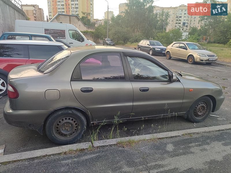 Седан Daewoo Lanos 2003 в Києві