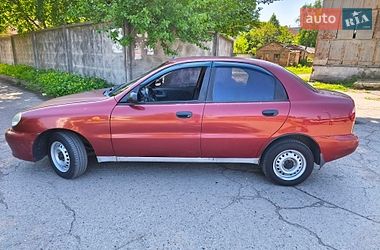 Седан Daewoo Lanos 2004 в Ромнах